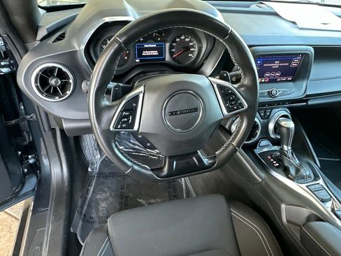 Used 2022 Chevrolet Camaro LT RWD image 13