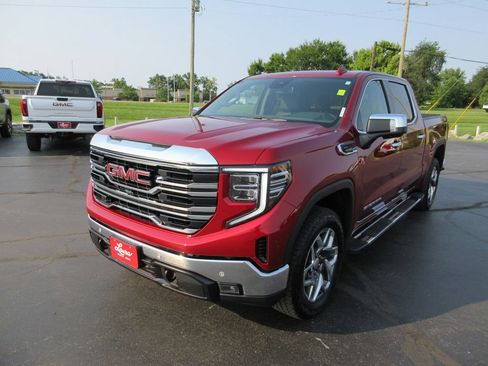 Certified 2024 GMC Sierra 1500 SLT w/ SLT Premium Plus Package AWD/4WD image 13