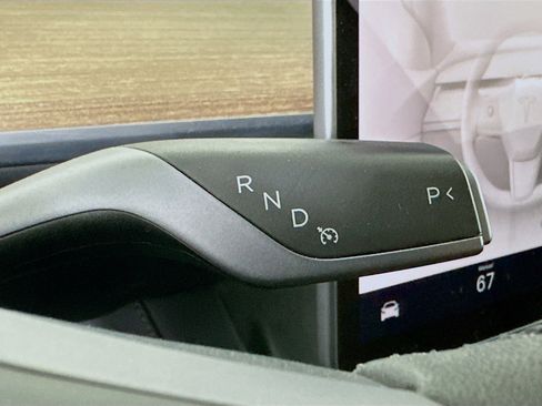 Used 2023 Tesla Model Y Long Range image 24