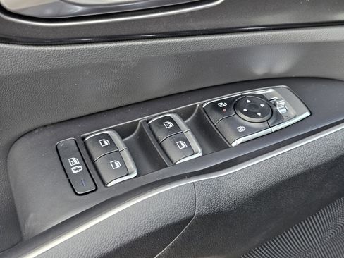 New 2025 Kia Sorento S image 11