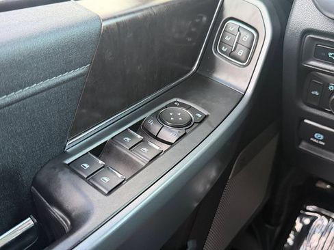 Used 2021 Ford F150 Lariat AWD/4WD image 24