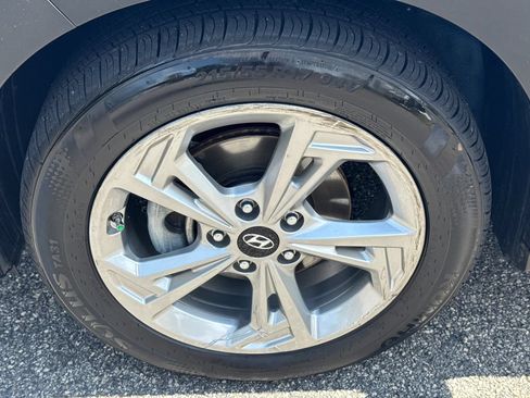 Used 2023 Hyundai Kona SEL FWD image 13