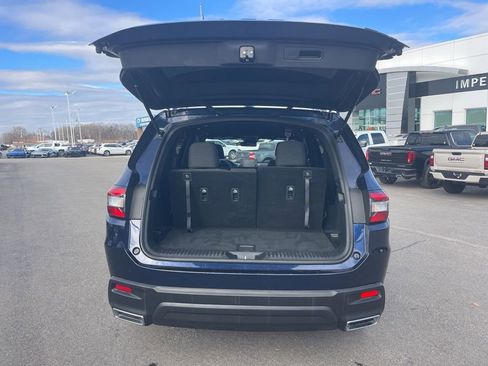 Used 2025 Honda Pilot Sport image 26