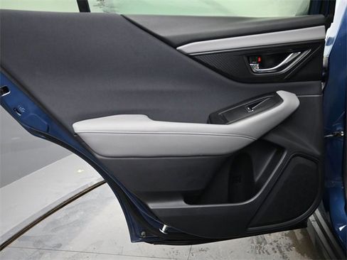 Used 2020 Subaru Outback Premium image 14