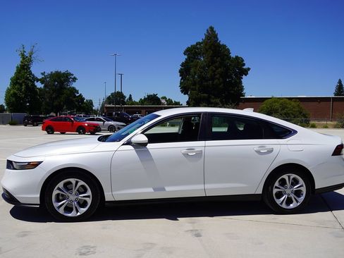 Used 2024 Honda Accord LX image 3