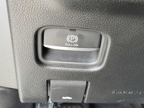 Used 2023 Jeep Grand Cherokee 4WD 4xe image 28