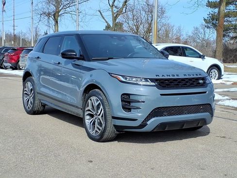 Used 2023 Land Rover Range Rover Evoque R-Dynamic S image 3