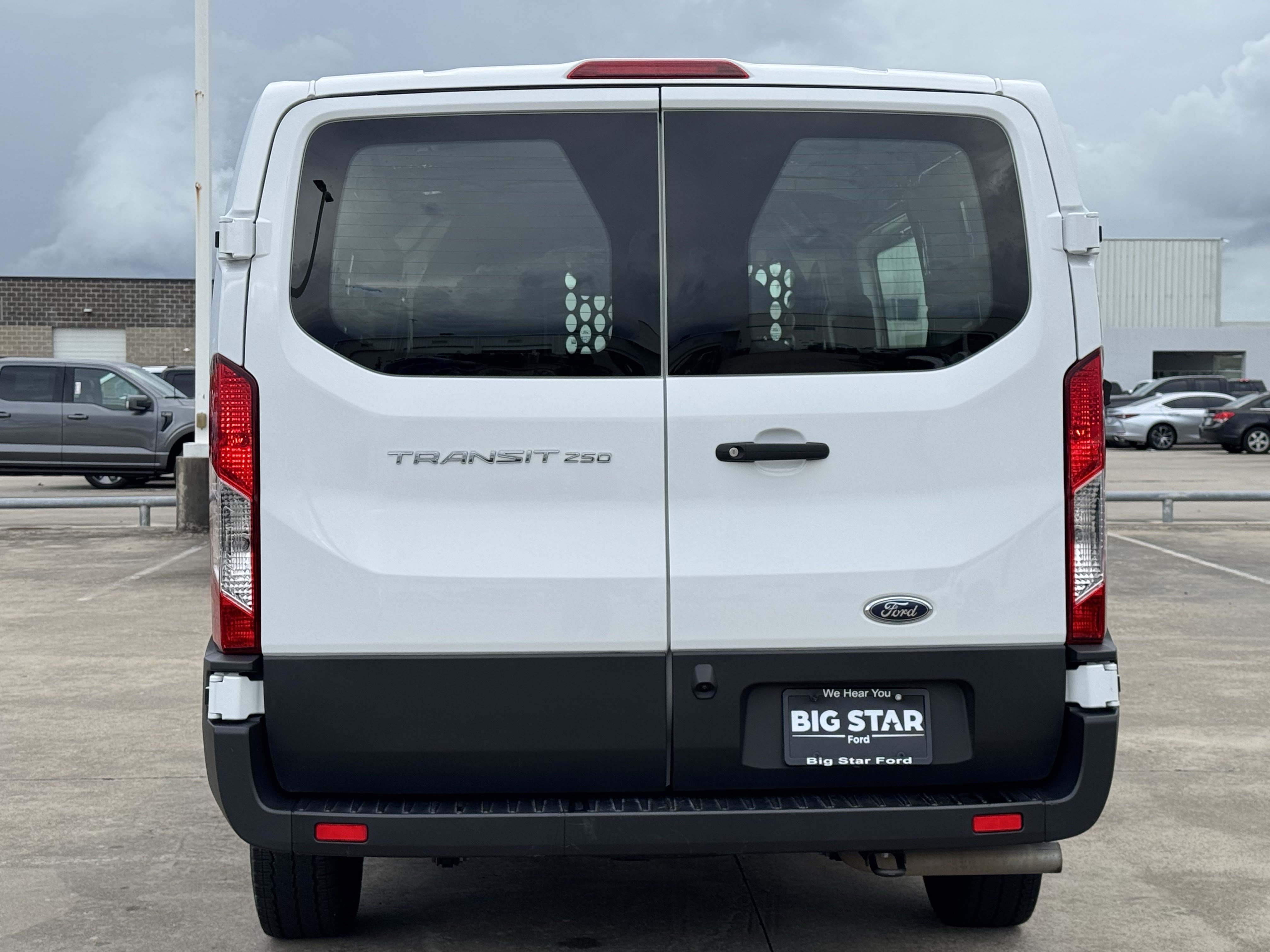 Used 2025 Ford Transit 250 Low Roof w/ Exterior Upgrade Package RWD image 7
