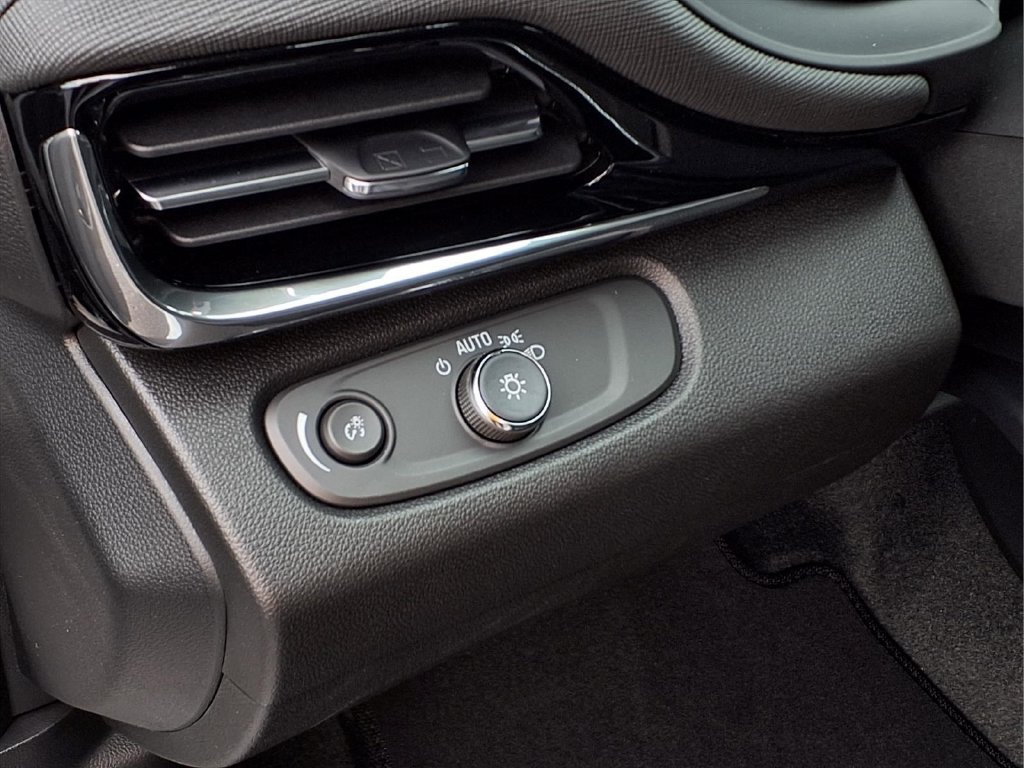 New 2026 Buick Envista Sport Touring w/ Convenience I Package FWD image 13