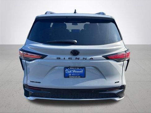 Certified 2026 Toyota Sienna XSE AWD/4WD image 9