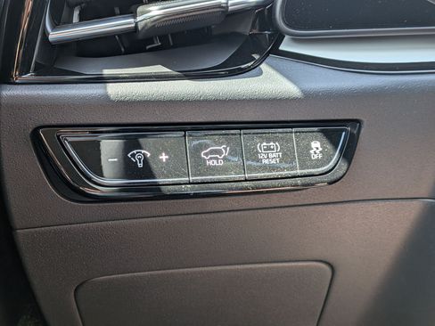 Certified 2026 Kia Niro FWD image 16