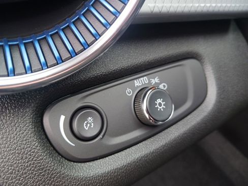 New 2026 Chevrolet Trax LT w/ Driver Confidence Package image 33