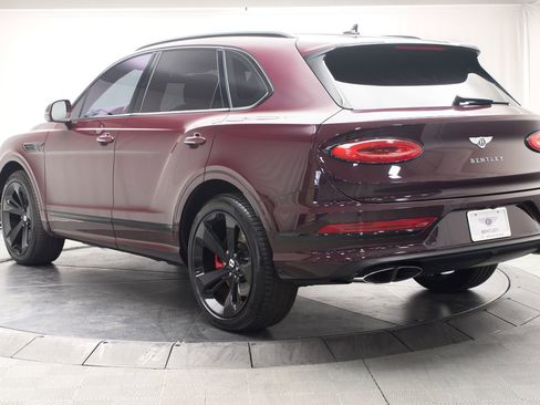 Used 2021 Bentley Bentayga AWD/4WD image 5