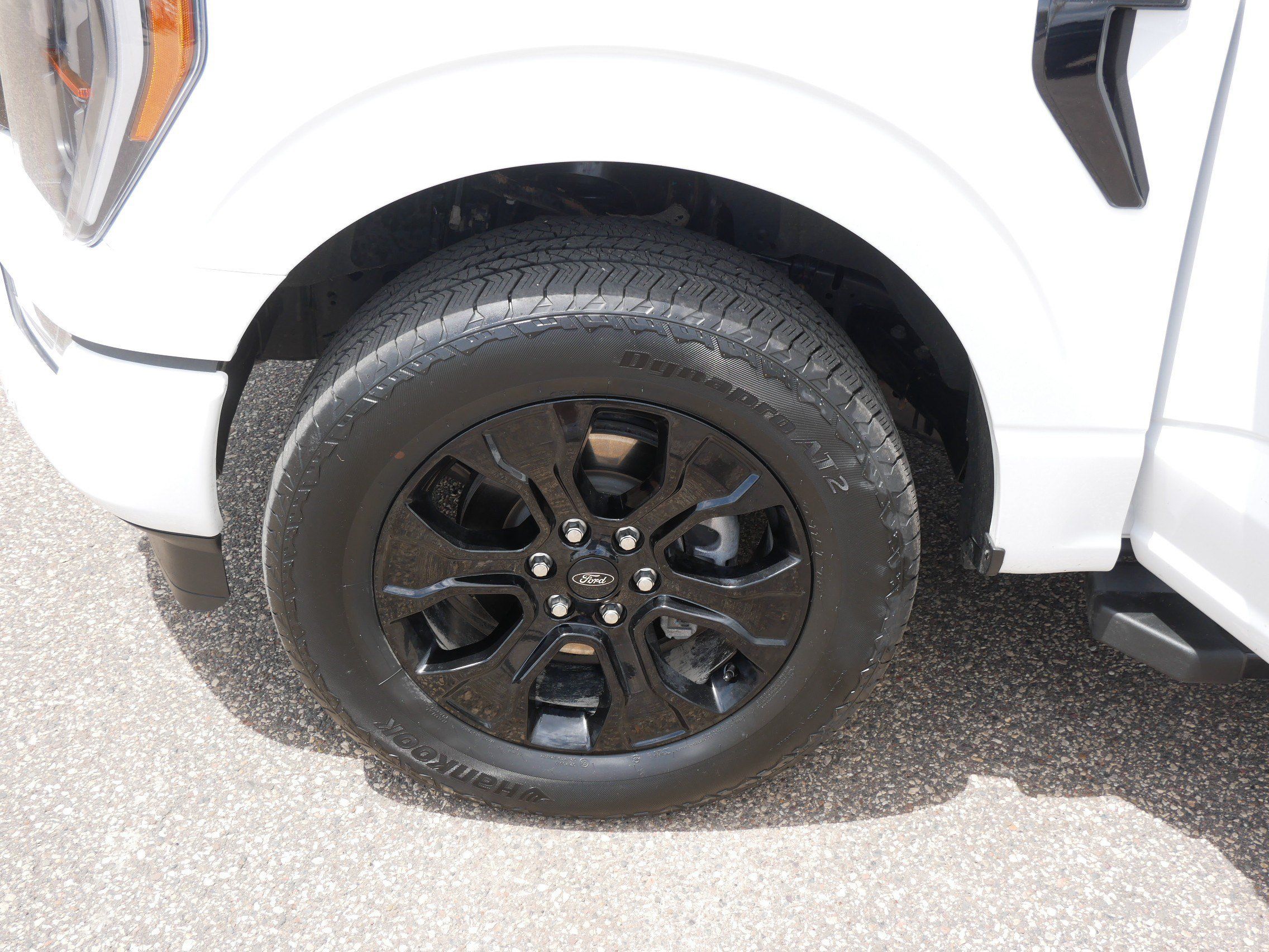 Used 2023 Ford F150 Lariat w/ Equipment Group 502A High AWD/4WD image 15