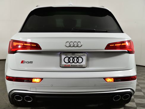 Used 2022 Audi SQ5 Premium Plus w/ Premium Plus Package image 10