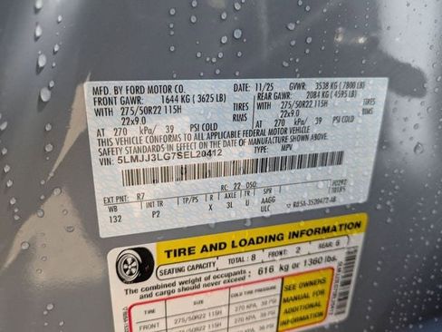 New 2025 Lincoln Navigator L Reserve w/ Jet Appearance Package image 18