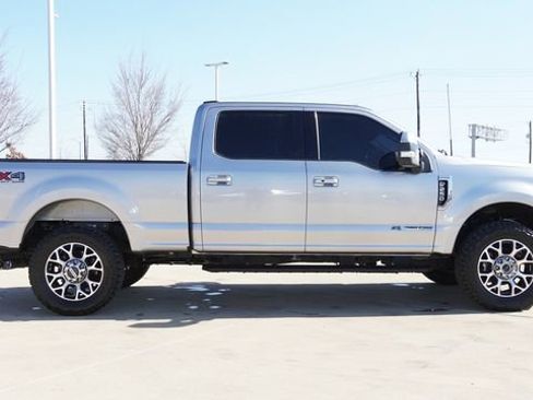 Used 2022 Ford F250 Lariat w/ Lariat Ultimate Package image 10