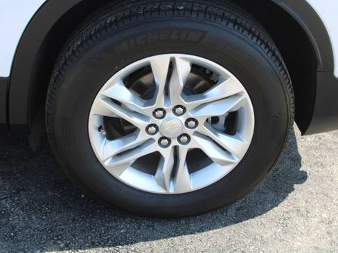 Used 2022 Chevrolet Blazer LT FWD image 10