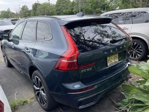 Used 2025 Volvo XC60 B5 Plus AWD/4WD image 3