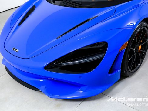 New 2026 McLaren 750S Spider RWD image 27