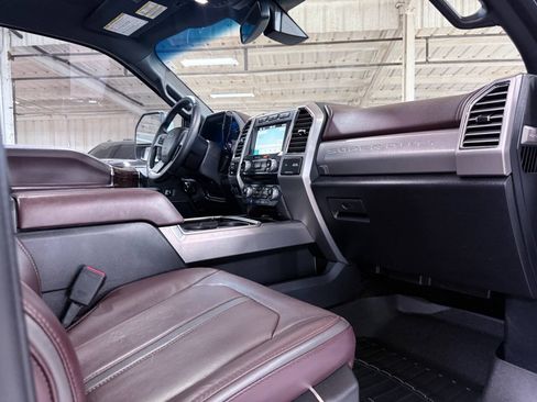 Used 2017 Ford F250 Platinum w/ Platinum Ultimate Package AWD/4WD image 54
