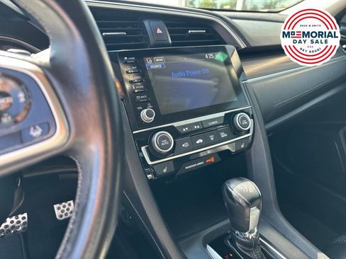 Used 2020 Honda Civic Touring image 8
