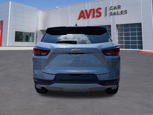Used 2025 Chevrolet Blazer LT FWD image 7