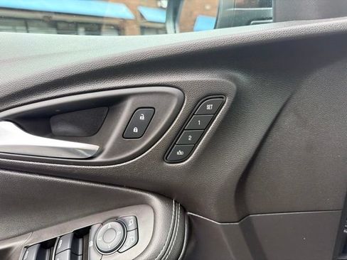 Used 2024 Buick Encore GX Avenir w/ Avenir Technology Package AWD/4WD image 30