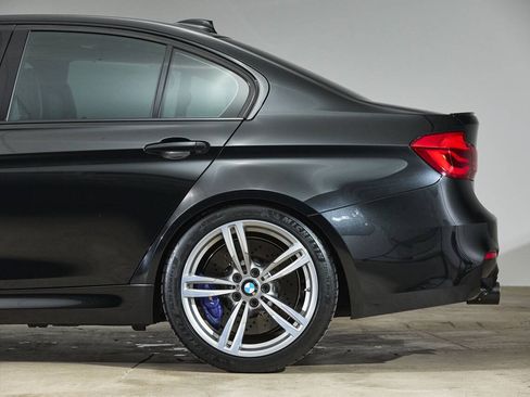 Used 2018 BMW M3 RWD image 28