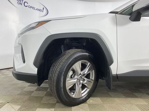 Used 2023 Toyota RAV4 XLE AWD/4WD image 31