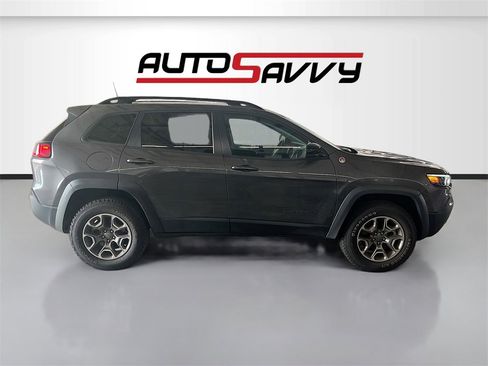 Used 2022 Jeep Cherokee Trailhawk w/ Premium Leather Package image 8