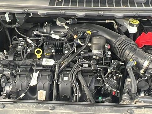 Certified 2024 Ford Edge SEL image 12