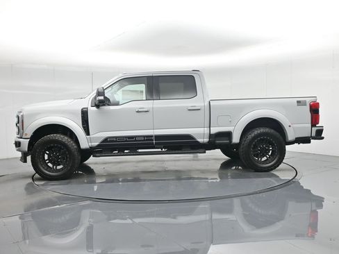 New 2026 Ford F250 Lariat w/ Black Appearance Package image 38