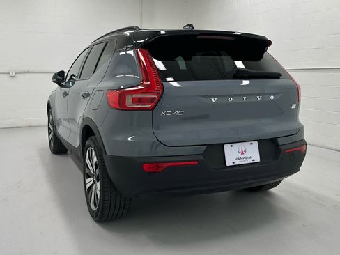 Used 2023 Volvo XC40 Recharge Plus w/ Protection Package Premier image 8