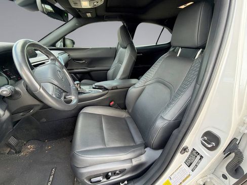 Used 2021 Lexus UX 250h w/ Premium Package AWD/4WD image 30