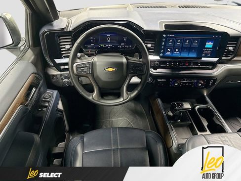 Used 2024 Chevrolet Silverado 1500 High Country w/ High Country Premium Package AWD/4WD image 24
