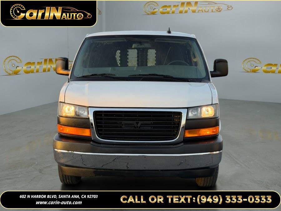 Used 2024 GMC Savana 2500 w/ Driver Convenience Package RWD image 2