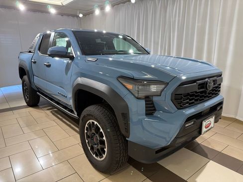 New 2026 Toyota Tacoma TRD Off-Road AWD/4WD image 7