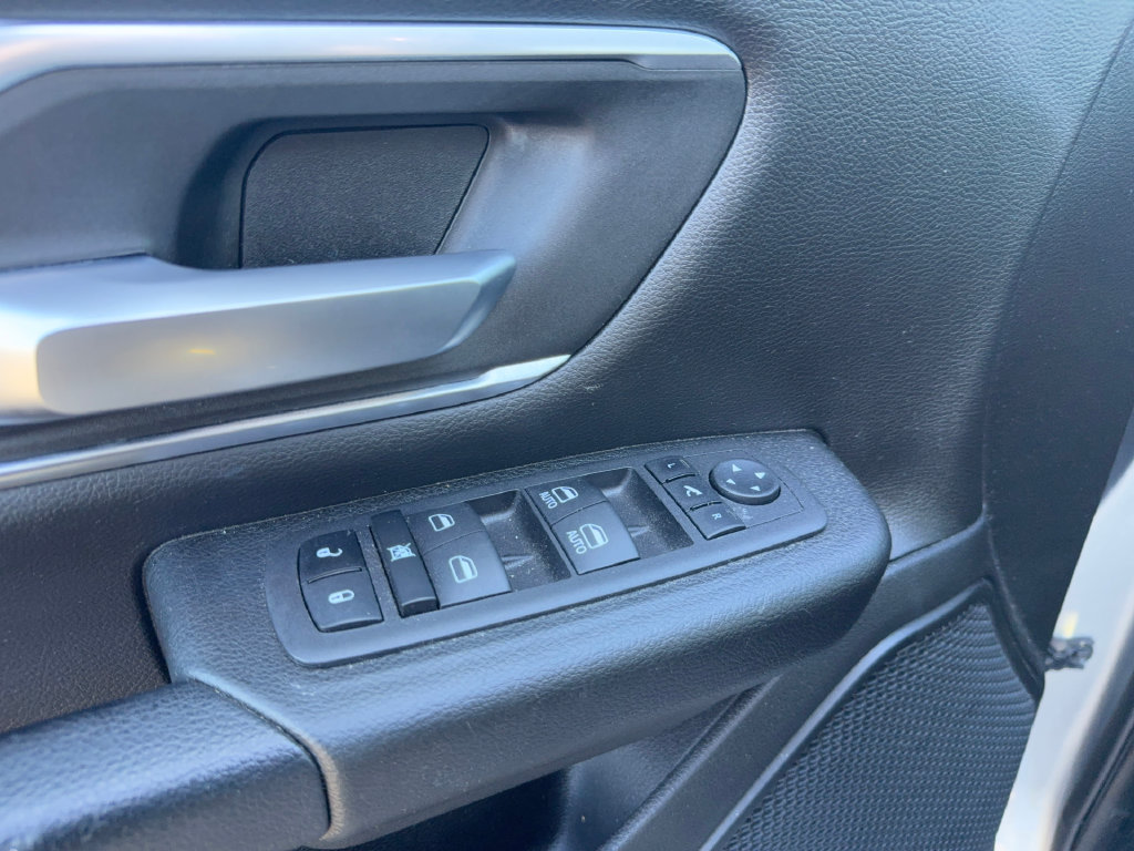 Used 2023 RAM 1500 Big Horn AWD/4WD image 12