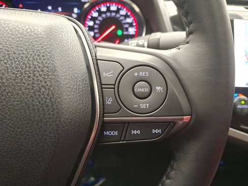 Certified 2019 Toyota Camry XSE image 18