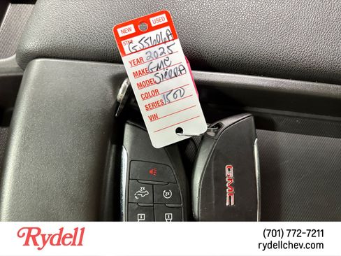 Used 2025 GMC Sierra 1500 Elevation AWD/4WD image 21