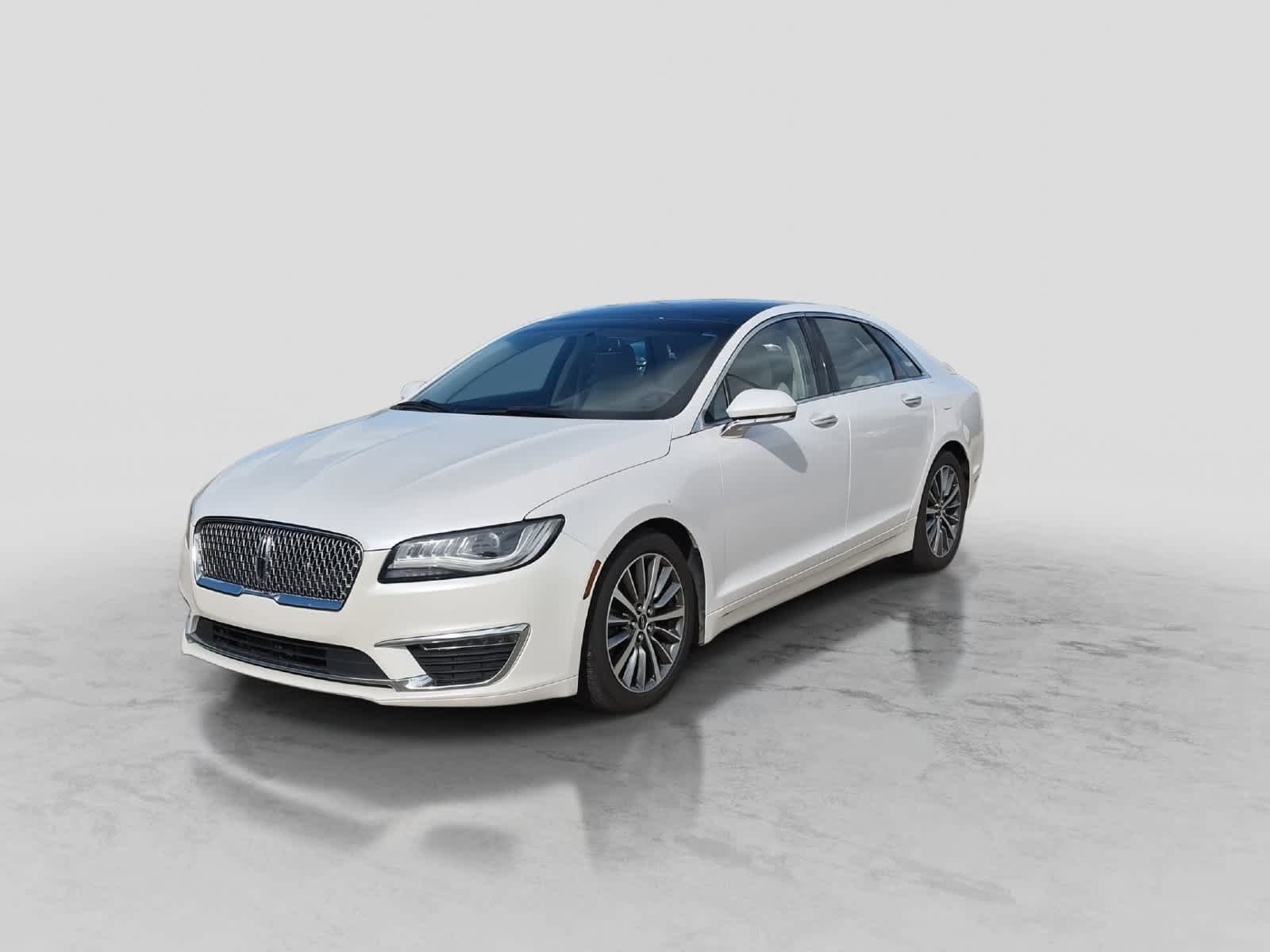 Used 2017 Lincoln MKZ Select FWD image 4