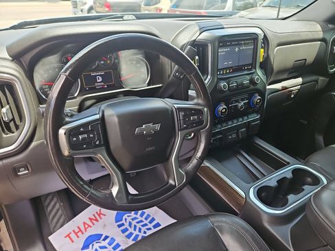 Used 2019 Chevrolet Silverado 1500 RST AWD/4WD image 13