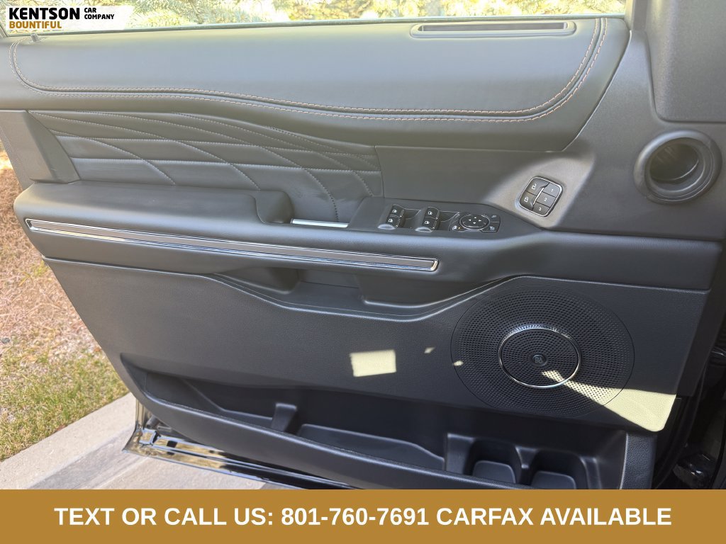 Used 2024 Ford Expedition Platinum AWD/4WD image 20
