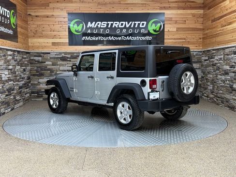 Used 2012 Jeep Wrangler Unlimited Sport image 7
