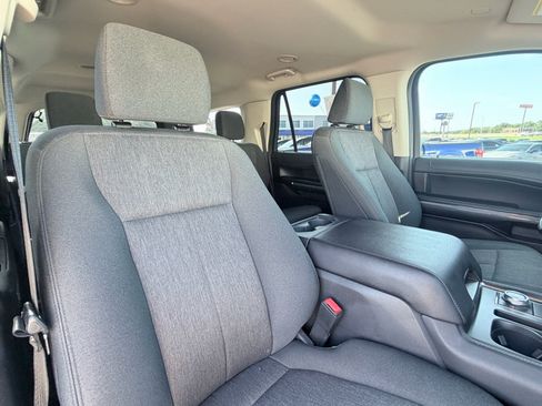 Used 2024 Ford Expedition Max XLT AWD/4WD image 25