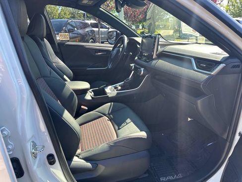 Certified 2022 Toyota RAV4 XSE AWD/4WD image 17