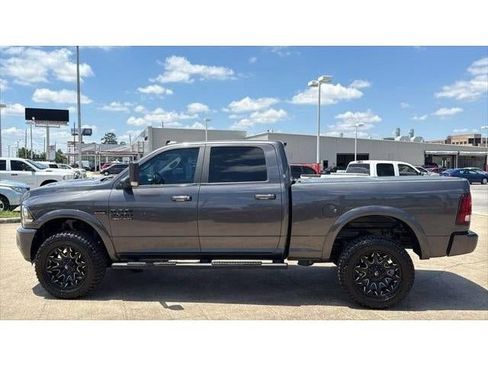 Used 2018 RAM 2500 Laramie w/ Sport Appearance Group AWD/4WD image 3