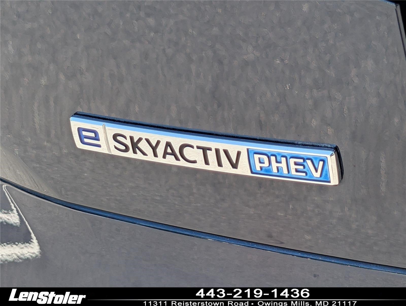 Used 2024 MAZDA CX-90 Plug-In Hybrid w/ Preferred AWD/4WD image 9