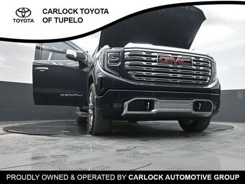 Used 2022 GMC Sierra 1500 Denali w/ Denali Reserve Package image 39